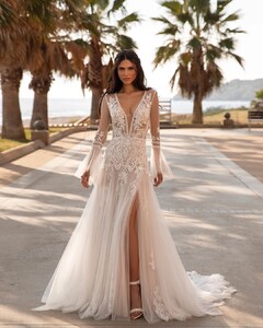 pronovias_104250434_297034508367896_3960003777246926058_n.jpg