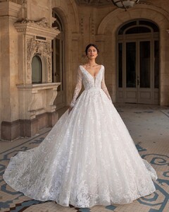 pronovias_105993266_311772716538100_7357530975095001593_n.jpg