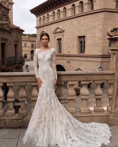 pronovias_106477621_273358450590063_2254720156625659503_n.jpg