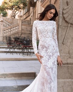 pronovias_107531999_648956872497531_5143901686507991883_n.jpg