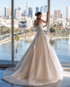 pronovias_109568396_3135881163186625_8862018941939221940_n.jpg