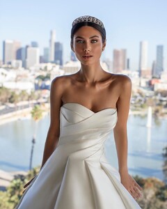 pronovias_111552982_574052773474331_4828449922662276121_n.jpg