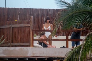 rachel-cook-in-swimsuit-at-a-beach-in-tulum-06172020-cf94c41.jpg