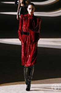 saint-laurent-aw20-0055-a68ae0.thumb.jpg.2d526dee797090e6d1d6a211a2037613.jpg