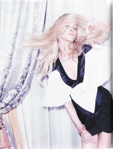 scans-024.thumb.jpg.0857924952db685b136b88d92a75948b.jpg