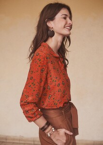 silk-pierro-shirt-flower_print_background_terracotta-vmeb8k2mflepxs601iws.jpg