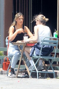 sistine-stallone-having-lunch-in-beverly-hills-07-24-2020-3.jpg