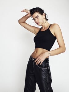 the-cropped-rib-tank-black-shirts-eterne-300621.thumb.jpg.4222db2afa02f3af4d3ed257dd52346c.jpg