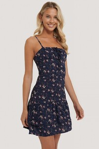 trendyol_flower_patteerner_mini_dress_1494-003349-0018_01j.jpg