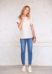 tulsa-blouse-stripes_ecru_sable-bvz5apyzmerkg0dy299g.jpg