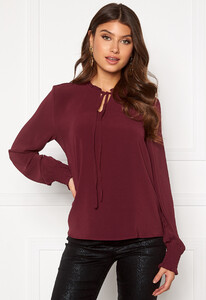 vila-laia-ls-smock-collar-top-tawny-port.thumb.jpg.4714c4d3a24057653f1f2c6088d2fdee.jpg