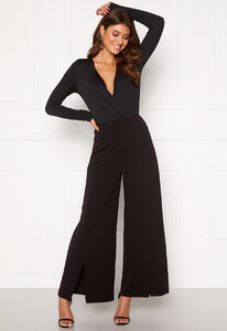 vila-loane-hw-78-slit-pants-black.thumb.jpg.95b199ad3594ea230c28955c784acc7e.jpg