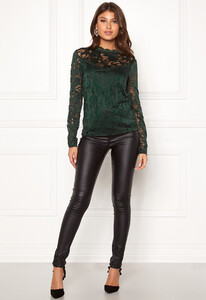 vila-stasia-ls-lace-top-pine-grove_1.thumb.jpg.dc8214258922d1f0c37ad07c670cfc7e.jpg