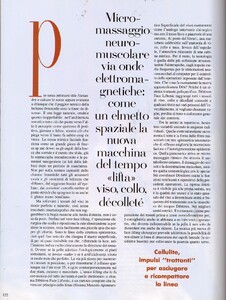 von_Unwerth_Vogue_Italia_January_1993_03.thumb.jpg.d1ede165682fe89f19dd7625465439d9.jpg