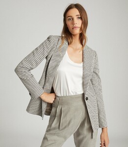 -womens-astara-geo-pattern-sb-bla-in-black-white-3.thumb.jpg.8b8727a2cafe3cb4fa0a324f7e4d5279.jpg