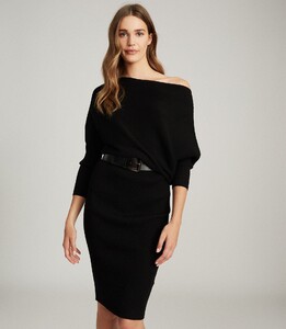 -womens-lara-off-shoulder-ribbed-in-black-3.thumb.jpg.9de344638053e990638540b09733477e.jpg