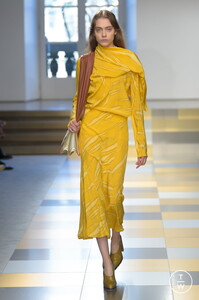 1-jilsander-34-28a894.thumb.JPG.324a2b9f40faa23f05bc038411113e5f.JPG