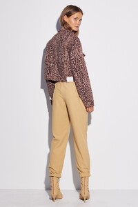 10190844_against_you_pant_710_mustard_10190810_1_reiterate_jacket_232_brown_leopard_42068_1_2048x2048.jpg