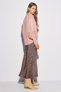 10190862_hold_tight_knit_jumper_364_pink_10190825_2_knowing_of_this_skirt_002_black_floral_nh_43125_2048x2048.jpg