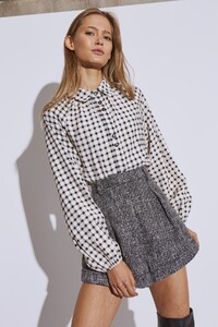 10191005_inhale_shirt_231_cream_w_black_check_10191003_prophecy_shorts_001_black_nh_11614_1_2048x2048.jpg