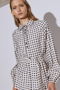 10191005_inhale_shirt_231_cream_w_black_check_affinity_skirt_103_snow_sh_14199_1_2048x2048.jpg