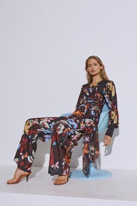 10191028_1_with_or_without_top_002_black_abstract_floral_10191044_1_origin_pant_002_black_abstract_floral_g_12464_1_2048x2048.jpg