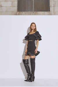 10191037_affinity_top_001_black_10191039_affinity_skirt_001_black_nh_13205_1_2048x2048.jpg