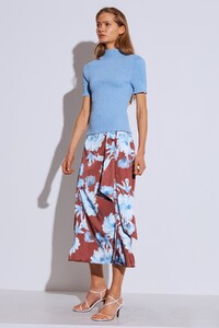10191060_rapidity_top_437_blue_10191030_2_in_bloom_skirt_201_mahogany_washed_floral_sh_14029-edit_2048x2048.jpg