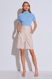 10191060_rapidity_top_437_blue_10191065_light_on_short_234_cream_check_sh_14038-edit_1_2048x2048.jpg