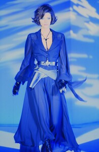 1022081663_mugler-ss-1992(5).thumb.jpg.e516809f0357ee466e87f241dd5caa96.jpg