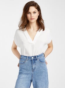 ICÔNE - Recycled polyester V boxy blouse - White - A1_1.jpg