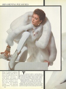 1123719905_VOGUEUSDec198001.thumb.jpg.5d126a2bf24f9292b550c0aad2756edb.jpg