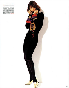 1352677820_Navy__Blue_Chin_Vogue_Italia_September_1992_08.thumb.png.62a4f4bd898687ba8c219fc361491807.png