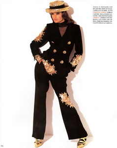 1431260473_Navy__Blue_Chin_Vogue_Italia_September_1992_03.thumb.png.795df8f4bb956ffb408b0a93cc6a1178.png