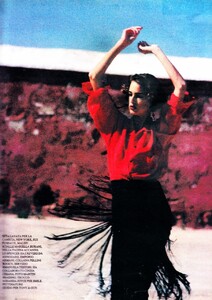 1446209495_MarieClaireItaliaJuly1991BiancorossoneroMartinBrading7.thumb.jpg.422247e3aa899b0d7d7ee8901006796c.jpg