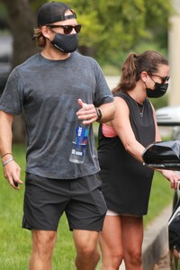        lea170820BZN image114.jpg