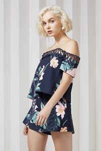 1709_KS_WHISPERS_TOP_NAVY_GARDEN_FLORAL_SH_1171.jpg