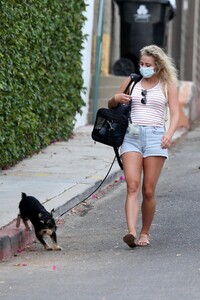        lil190820BZNimage116.jpg