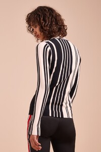 1804_CC_WE_USED_TO_KNIT_BLACK_STRIPE_SH_4498-Edit_2048x2048.jpg