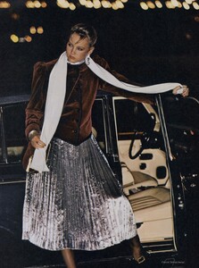 1843467208_VOGUEUSJul197903.thumb.jpg.5172f2aca2be395075a05f406d893c62.jpg