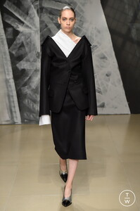 1a-jilsander0010-779683.thumb.jpg.4cf70bf5bbfe1b6a64011c18e66665a2.jpg