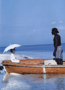 2103100890_VOGUEUSMar199404.thumb.jpg.45e0bcfd7b259d96c435917ed0da202d.jpg