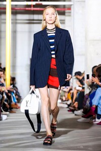 3-1-Phillip-Lim-RTW-SS18-New-York-3977-1505143619.thumb.jpg.9997b324ff16223f3c31931e4673c617.jpg