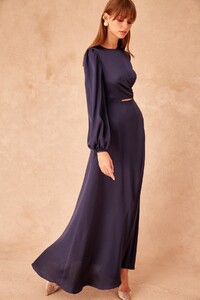 30190755_right_here_gown_410-midnight_g_1662.jpg