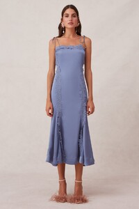 30190801_resound_midi_dress_425_periwinkle_g_1749.jpg