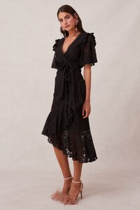 30190807_eternal_dress_002_black_nh_2087.jpg