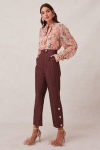 30190824_2_unravel_ls_top_635_peony_lily_30190816_wonder_pant_203_chocolate_nh_1018-edit_1_1.jpg