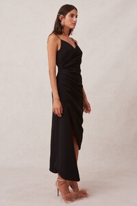 30190850_finale_midi_dress_002_black_g_2220.jpg