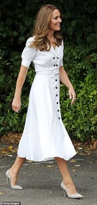 31556564-8595047-During_her_visit_the_Duchess_of_Cambridge_revealed_how_in_recent-a-10_1596619231945.thumb.jpg.5f0b351fa1e59ab8a0f341d728d3d1a0.jpg