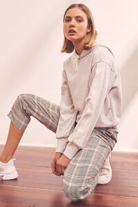40190333_retreat_hoodie_051_light_grey_marle_g_42815.jpg